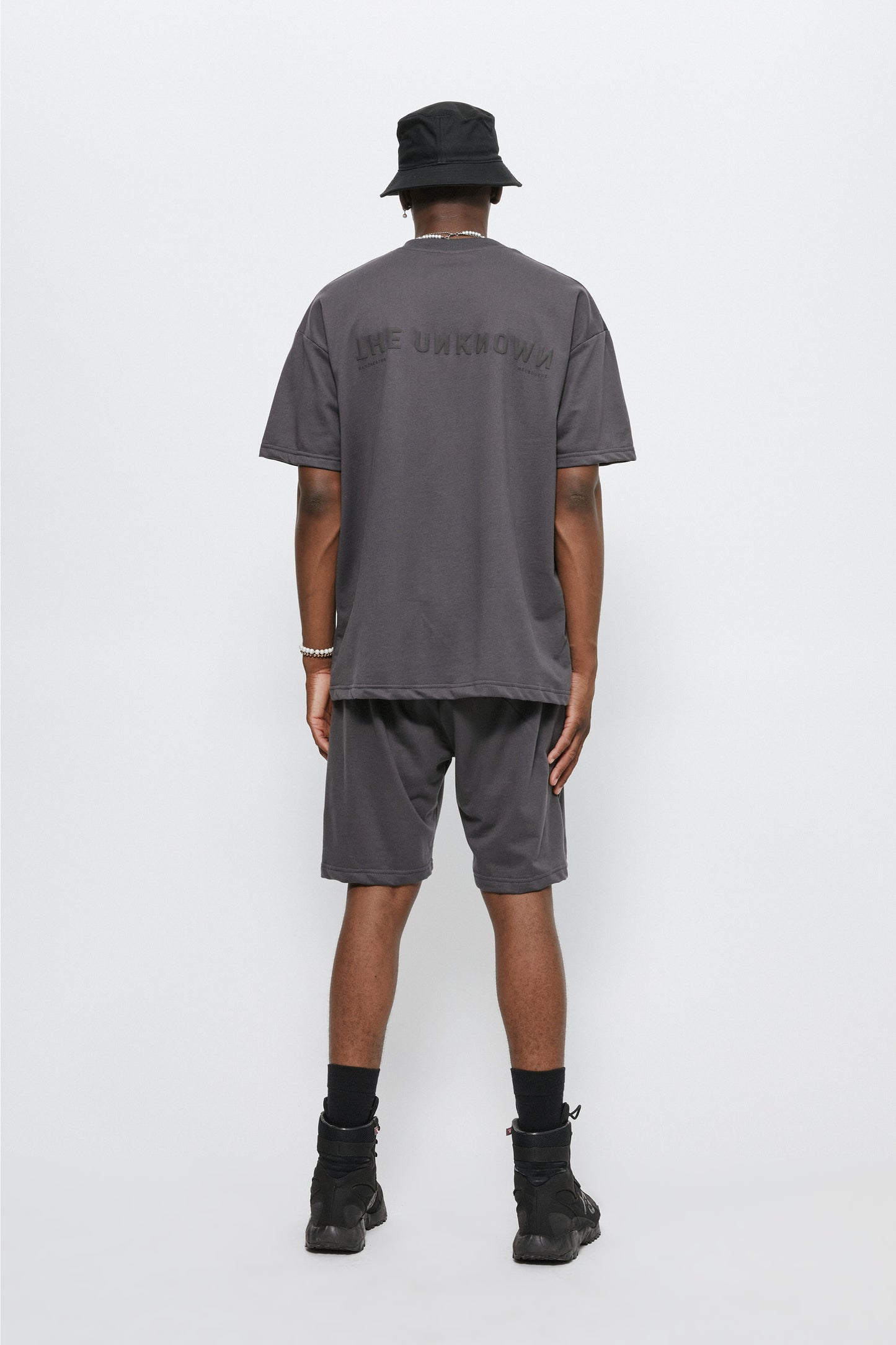 'ORIGINALS' TEE - CHARCOAL